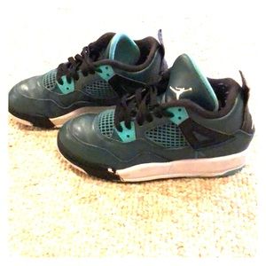 Kids Jordan Size 1Y